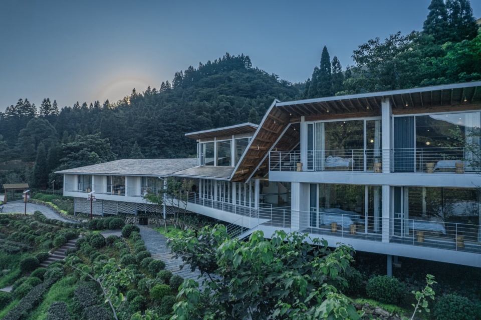 Huangzhuling Tea Fields Hotel in Ji’an