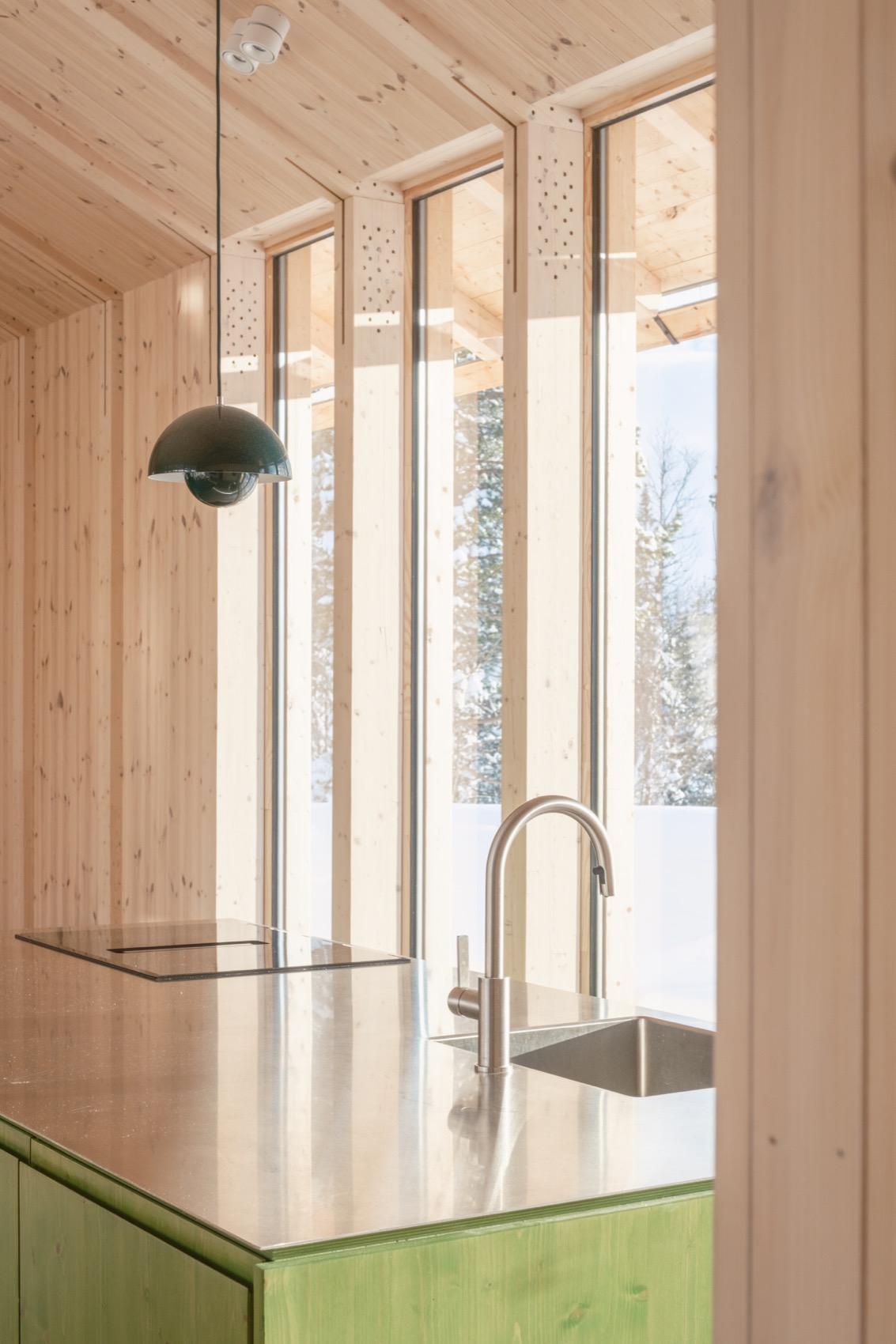 mountain cabin in hallandsfjell by quentin desfarges