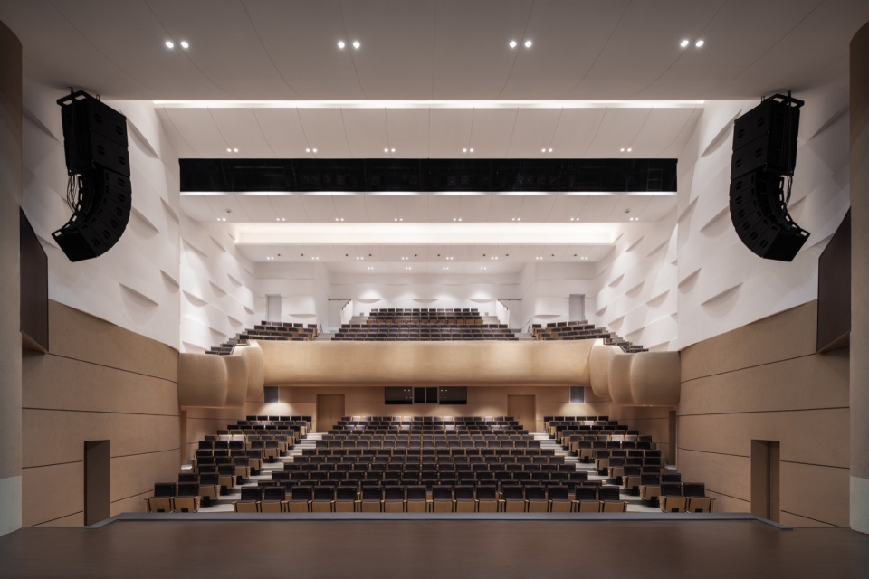 Shanghai Baoshan Cultural Center Refurbishing Project