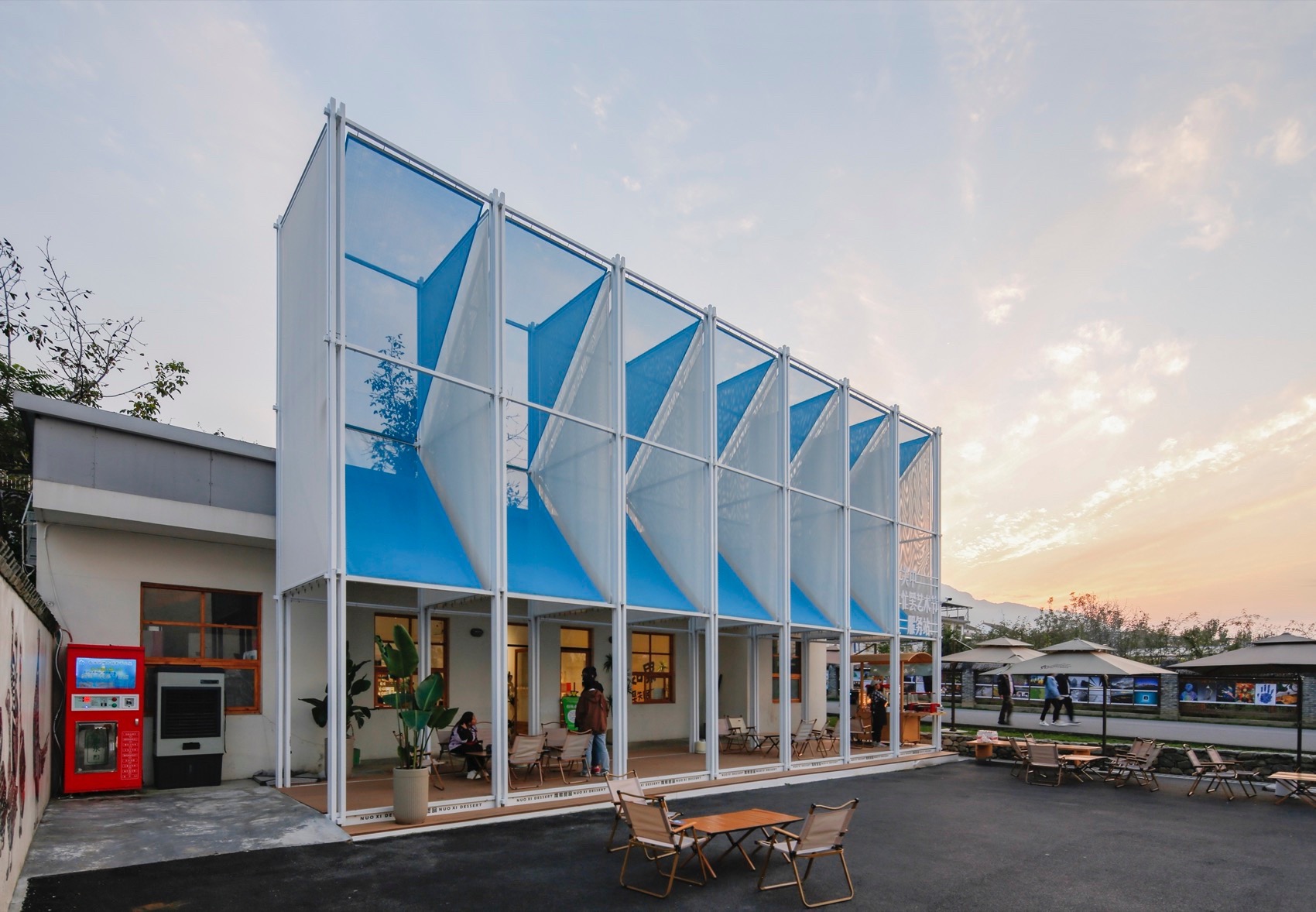 Fabric Plugin Visitor Center modular facade system transform of Guan ...