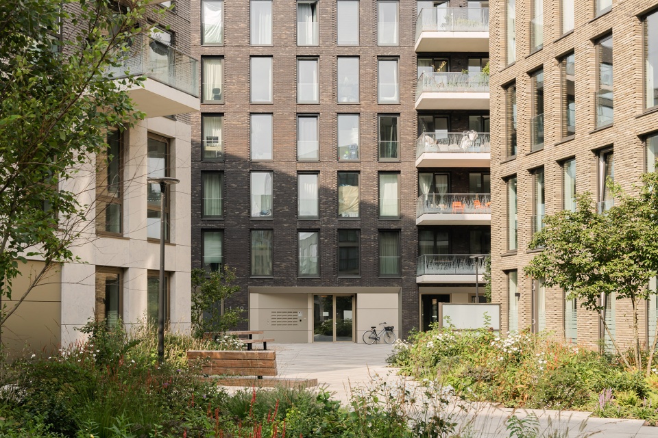 cruquius island housing by kcap