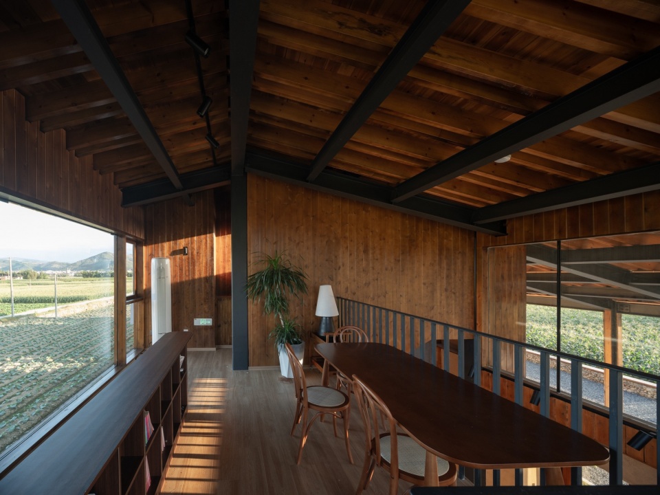dongyou corn courier station by suipingyili architecture studio