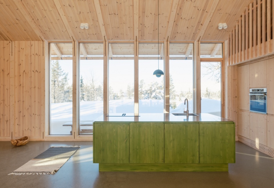 mountain cabin in hallandsfjell by quentin desfarges