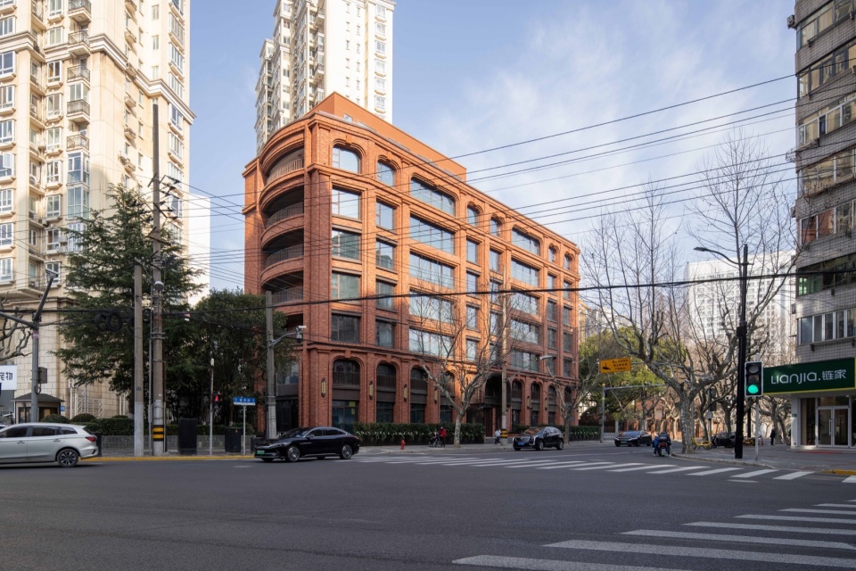 Renovation of 586 Panyu Rd