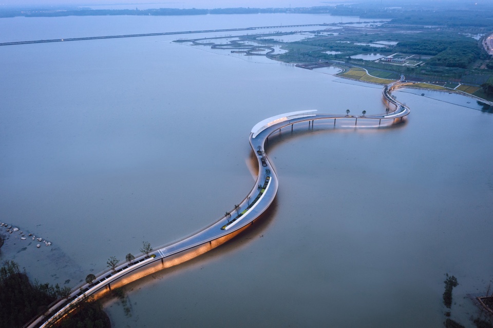 yuandang bridge china by bau brearley architects urbanists
