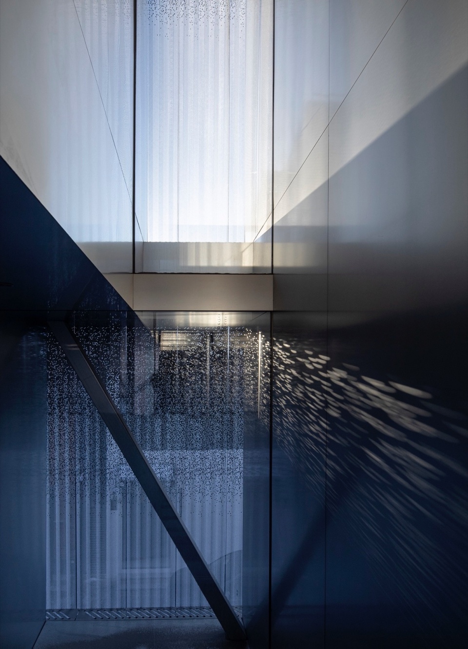 TAOA Reimagines an Old Industrial Building at 798 Art District into Its Office