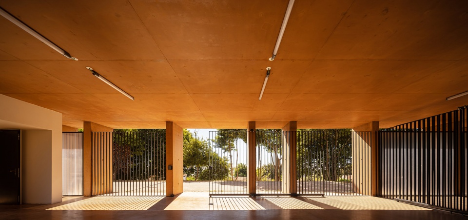 university stadium of porto by crea architects