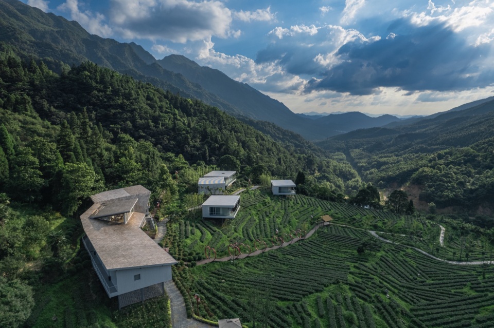 Huangzhuling Tea Fields Hotel in Ji’an