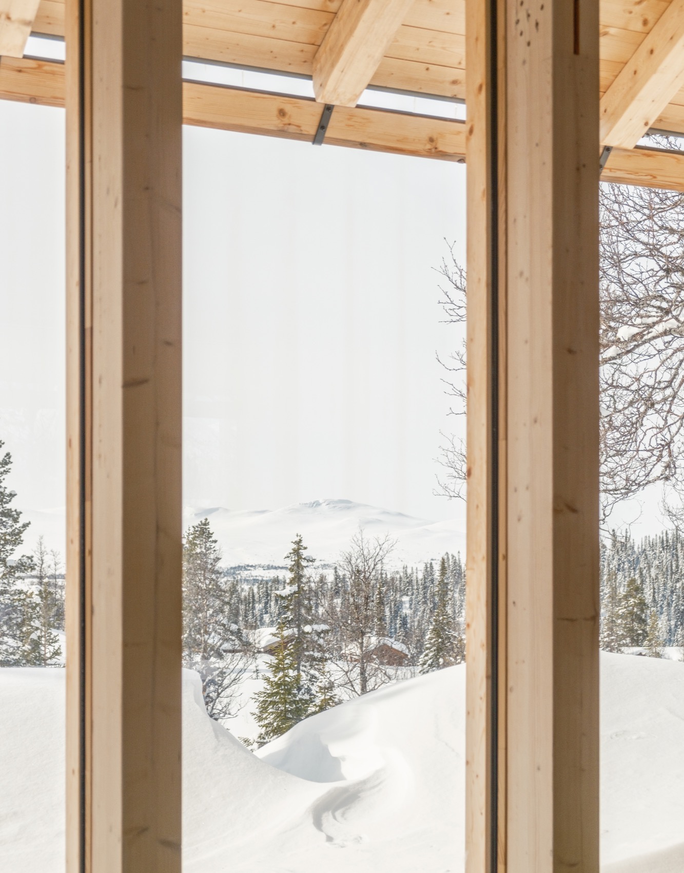 mountain cabin in hallandsfjell by quentin desfarges