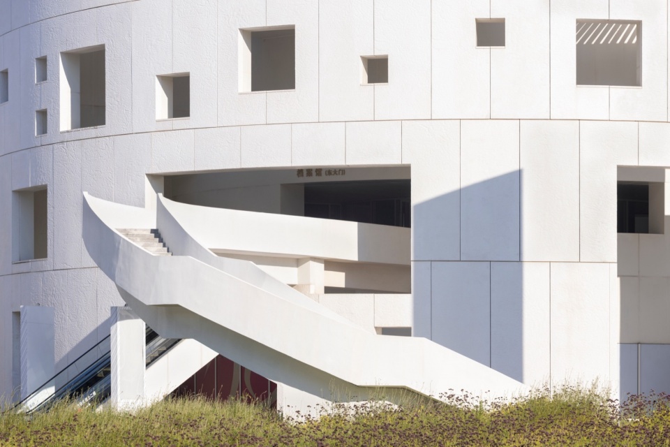wuhan dongxihu cultural center by cadg daqiarchitects