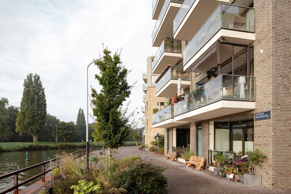 cruquius island housing by kcap