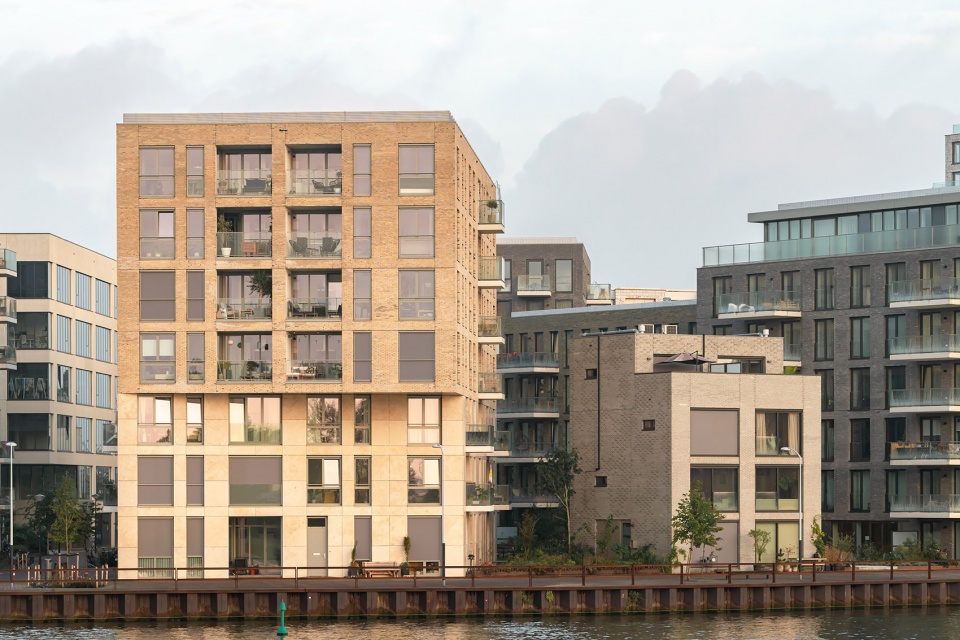 cruquius island housing by kcap