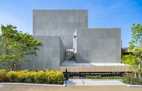 高槻城公园艺术文化剧场，大阪 / 日建设计