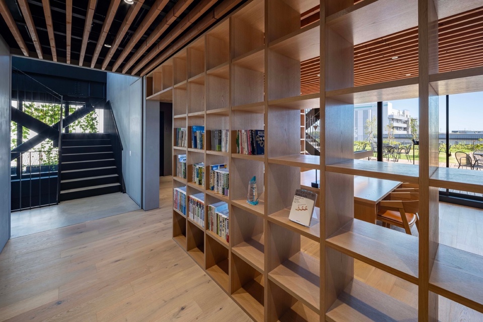 Juzen Chemical Corporation Head Office Building by KEY OPERATION INC ARCHITECTS