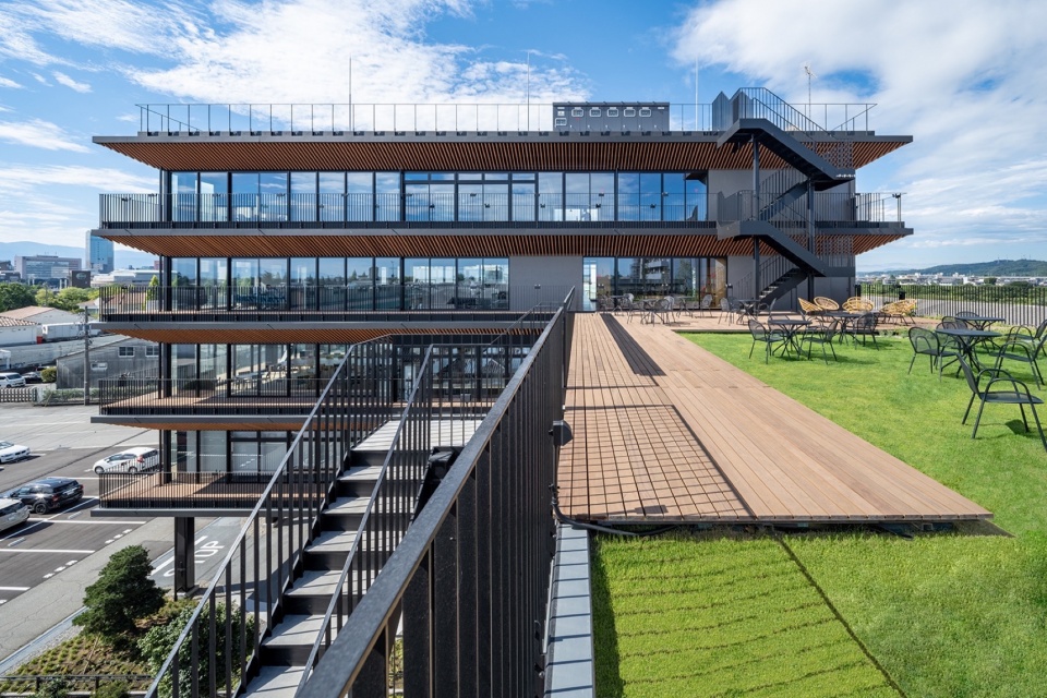 Juzen Chemical Corporation Head Office Building by KEY OPERATION INC ARCHITECTS