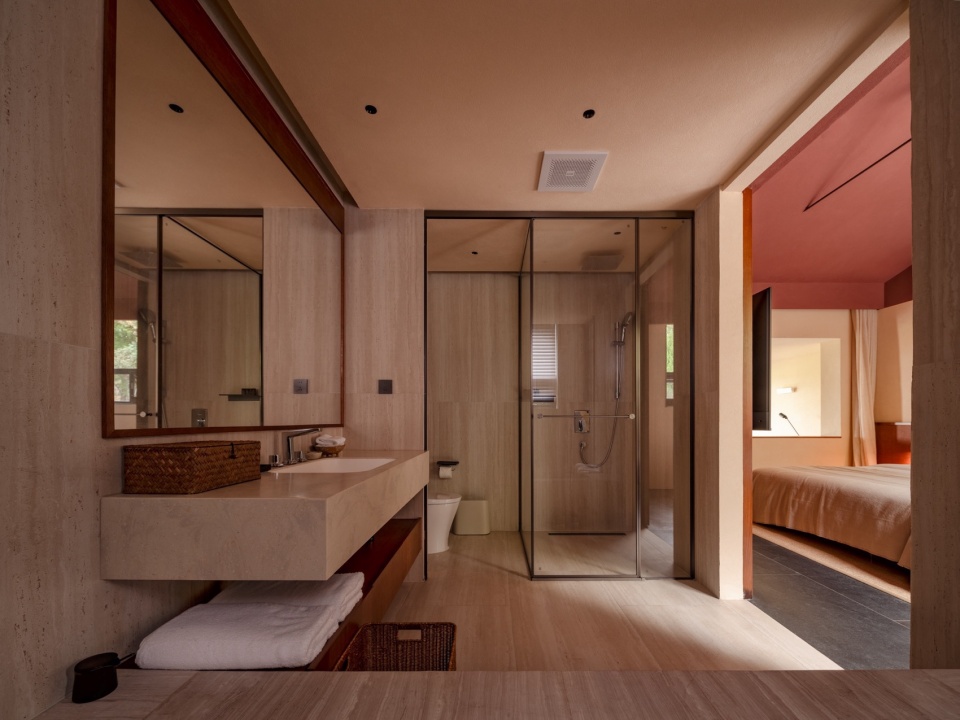 Bushe Boutique Hotel