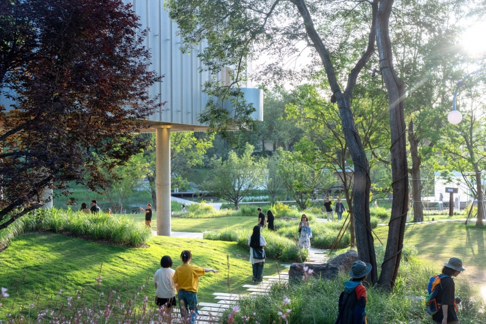 cpis new retail cluster landscape design by yudao landscape design