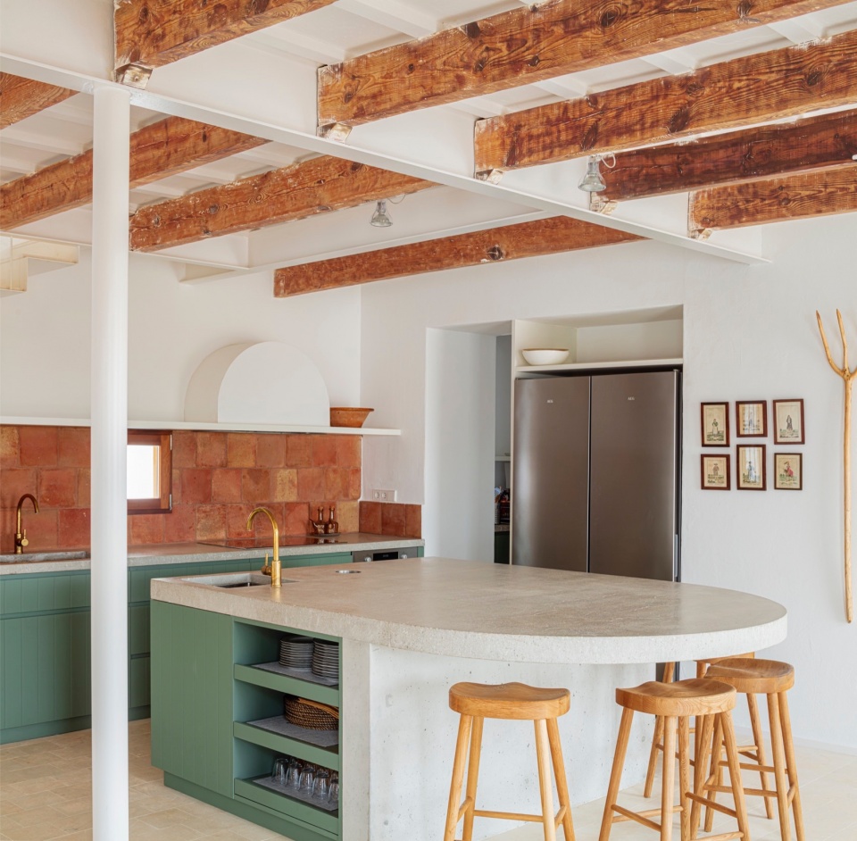 Casa T by Gabriel Montanes Arquitecto