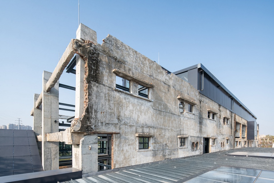 bricolage architecture