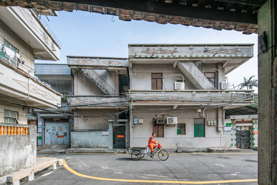 bricolage architecture