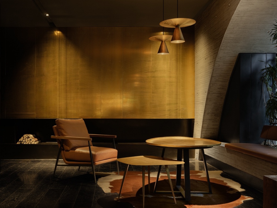Yellow Brass Fire place taiyuan numquam revetor whisky bar
