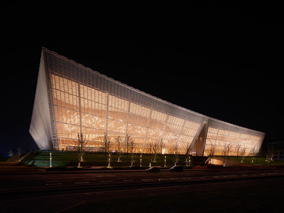 PES Nanchang North facade night 北 外立面 夜景 Virgile