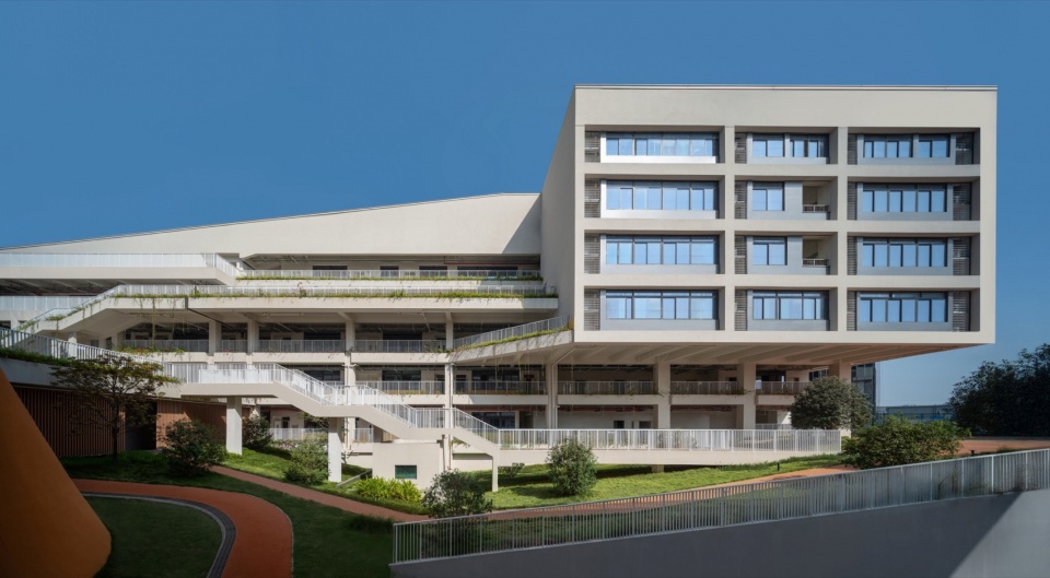 教学楼 shenzhen longhua district qingquan foreign language junior school