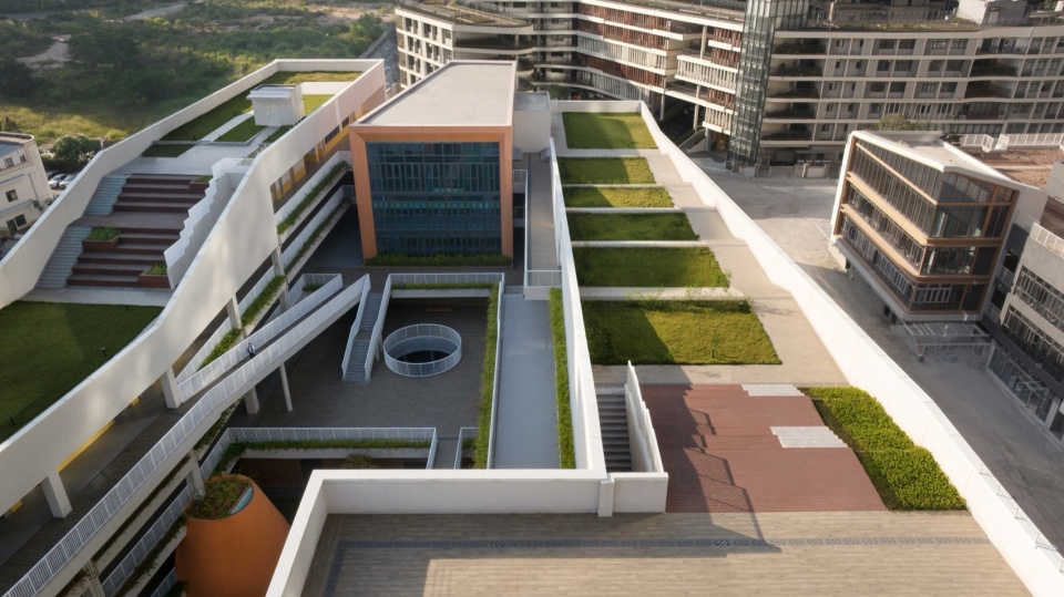 校园天台 shenzhen longhua district qingquan foreign language junior school