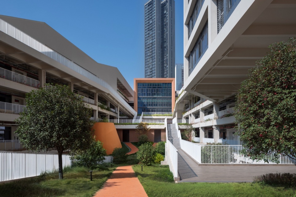 森林花园 shenzhen longhua district qingquan foreign language junior school