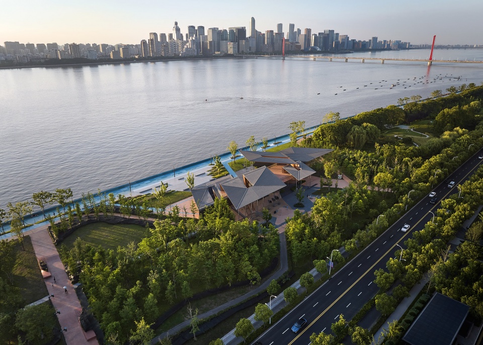 Hangzhou Riverfront Public Space the Fengyuan Station by Original Design Studio TJAD