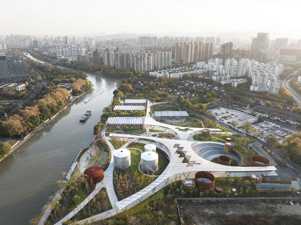 Hangzhou Xiaohe Park by Kengo Kuma and Associates