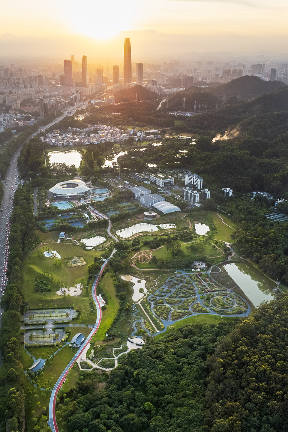 The Fragrance Corridor Phase I by Dongda Shenzhen Design
