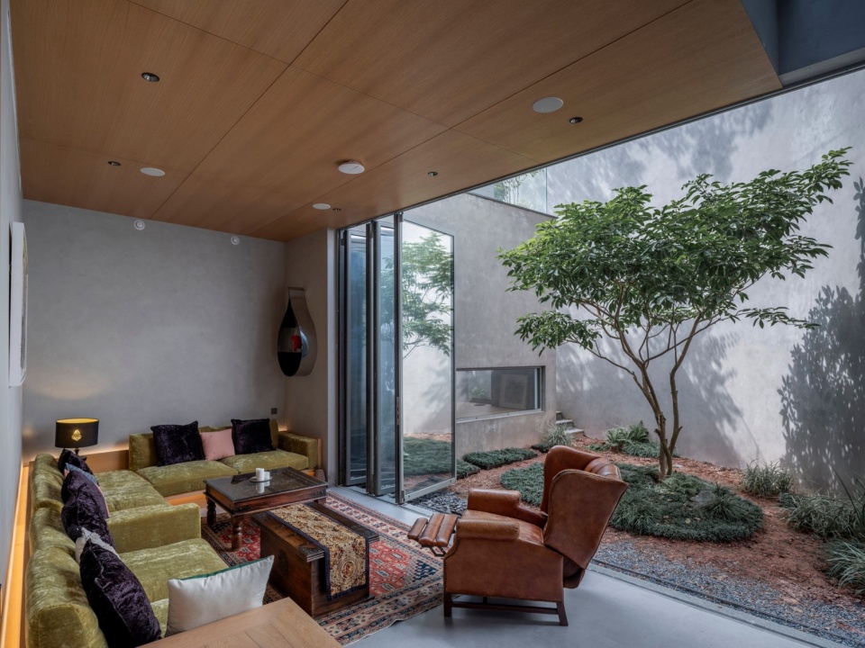 Trinity House by DesignOrderGroup