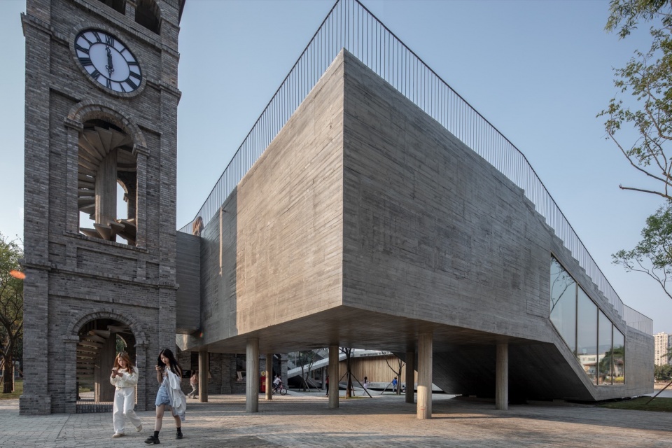 Mengzi NSAU Bookstore of Librairie Avant Garde by ZAO standardarchitecture
