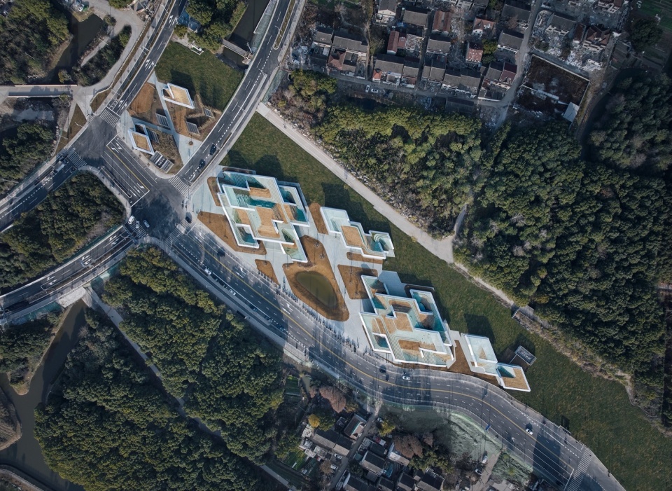 Meandering In Forest South Sanlin Station of Shanghai Airport Link by Original Design Studio TJAD