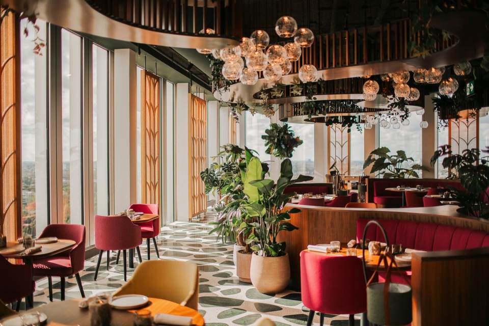 Selva Restaurant EL EQUIPO CREATIVO