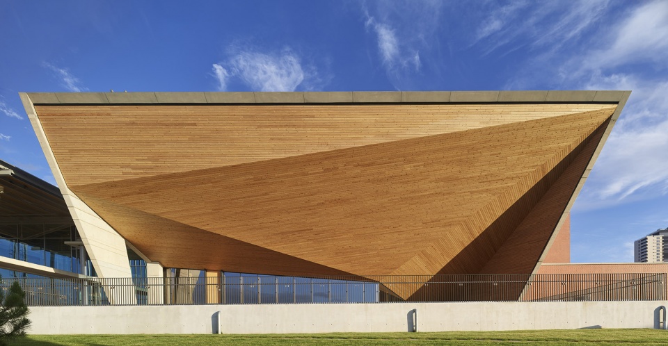 TED Ankara College Performing Arts Center by Uygur Architects
