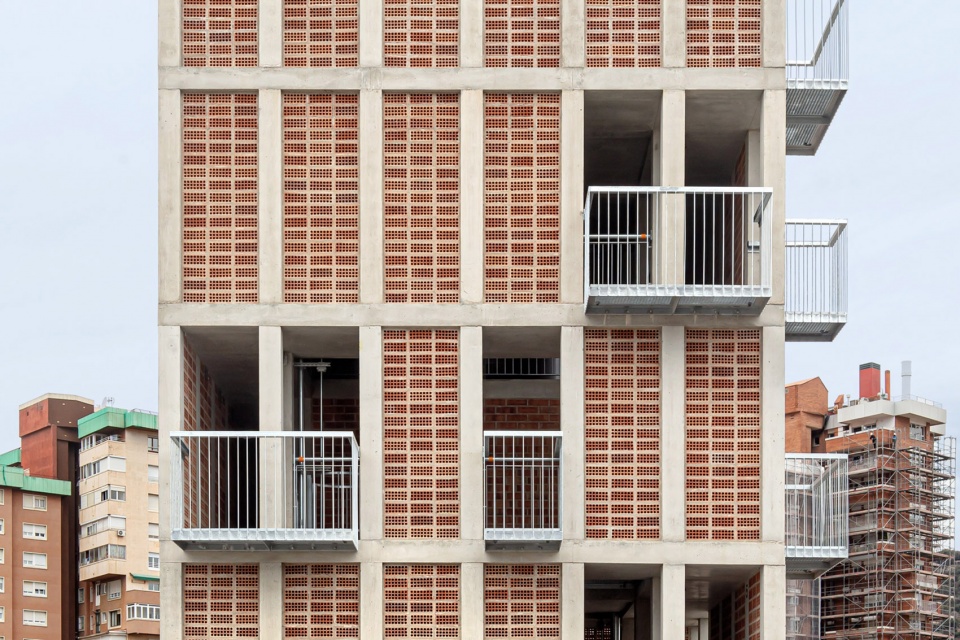 firemen tower in vall dhebron by carles enrich studio
