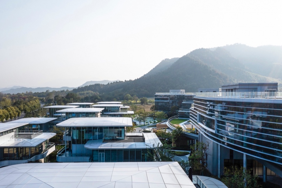 Lingfeng Smart Valley Platform Demonstration Zone Construction Project by The Design Institute of Landscape Architecture China Academy of...