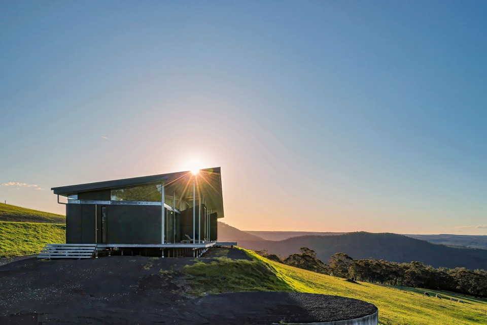 mountaintop bilpin resort by iapa