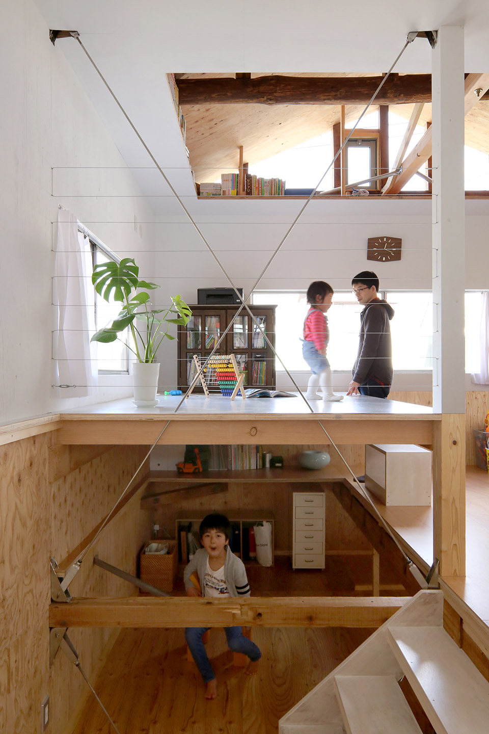 floor and ceiling house by kochi architects studio