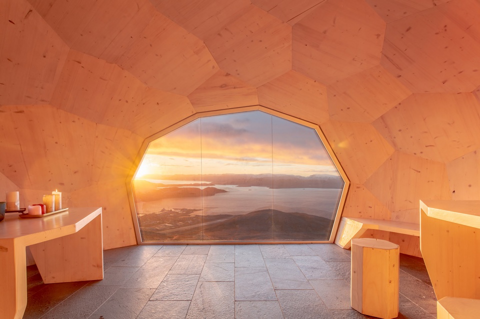 hammerfest hiking cabins by spinn arkitekter