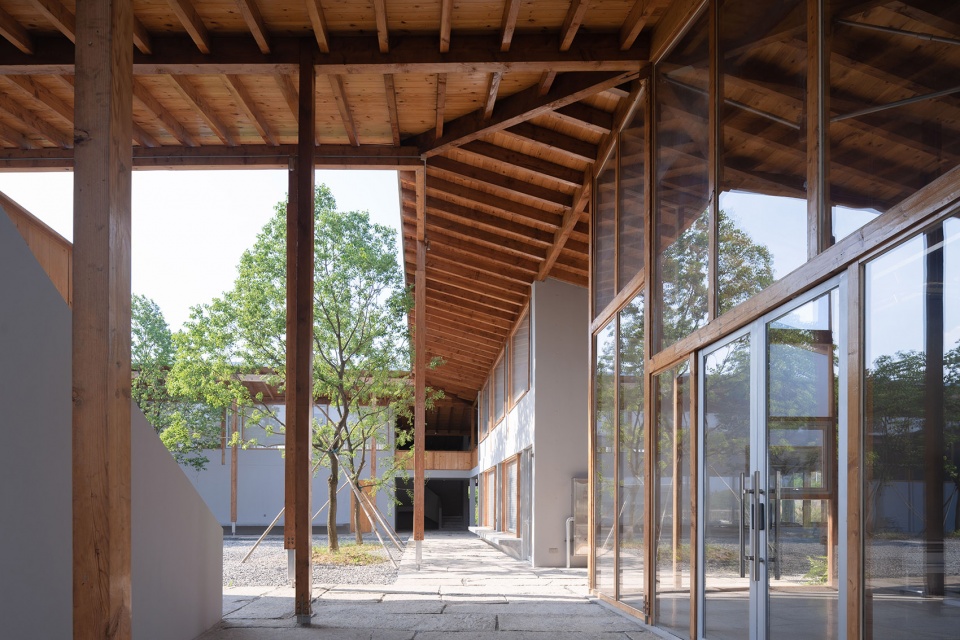 hangzhou digital farm operation center by studio dali architects