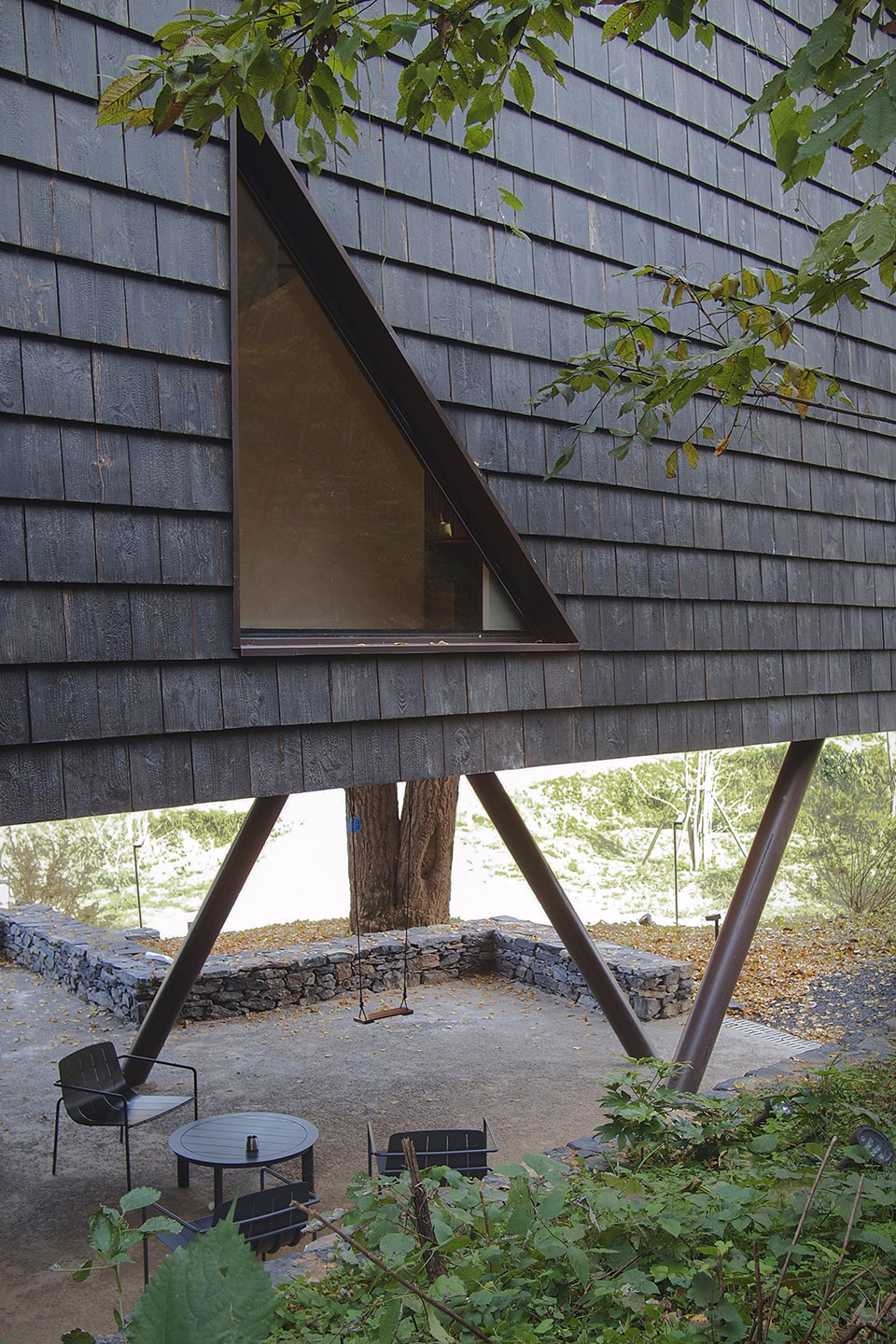 the treehouse mask in the forest by moguang studio