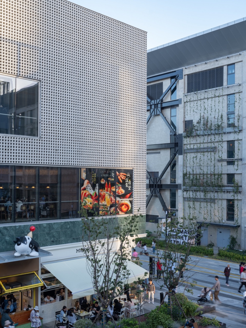Gate M Dream Center West Bund Northern Area by Atelier Deshaus