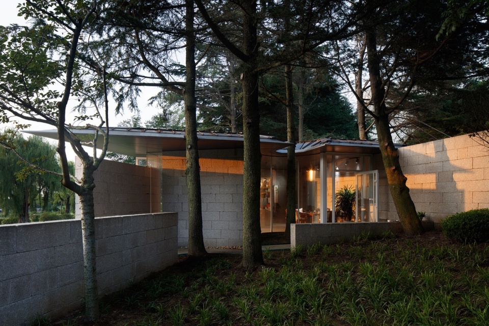 Greenscene Teahouse by Art Zen Architects
