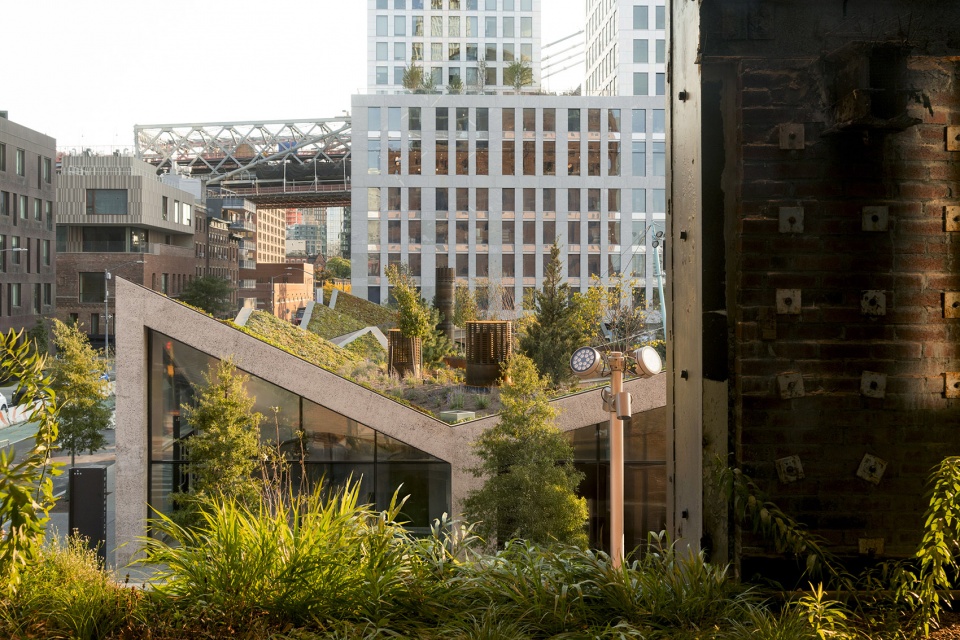 domino square by studio cadena