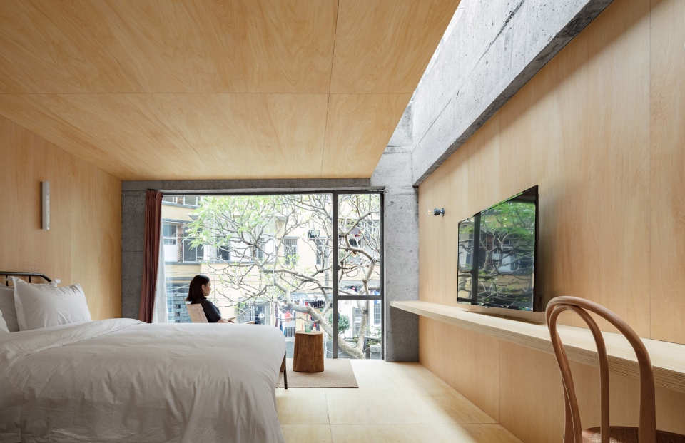 hotel farnear xinyuqingli st china by kooo architects