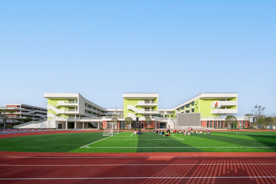 chengdu eastern new area cultural and creative industrial park chendu no 7 eastern school by sichuan provincial architectural design and...