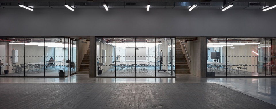 umprum technology centre by projektovy atelier umprum